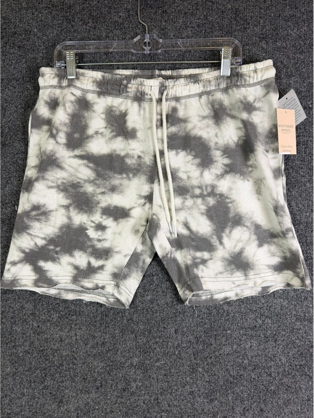 Southern Spirit Sweat Shorts Medium NWT Gray White Tie Dye Fleece Drawstring